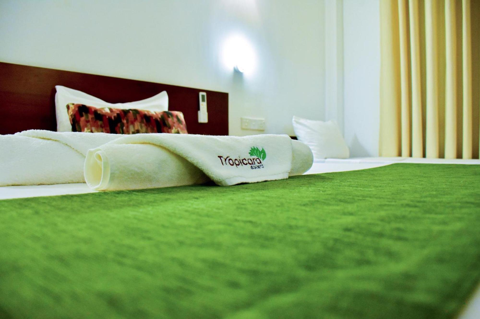 Tropicara Resort 锡吉里亚 外观 照片