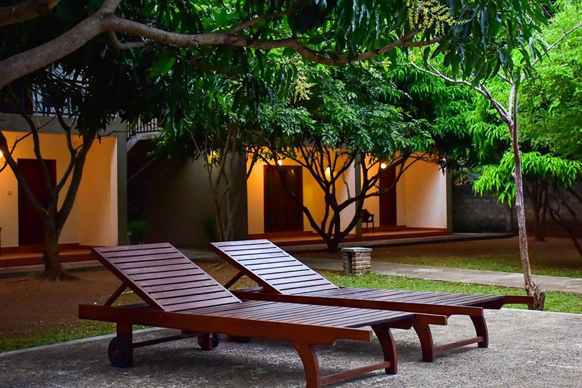 Tropicara Resort 锡吉里亚 外观 照片
